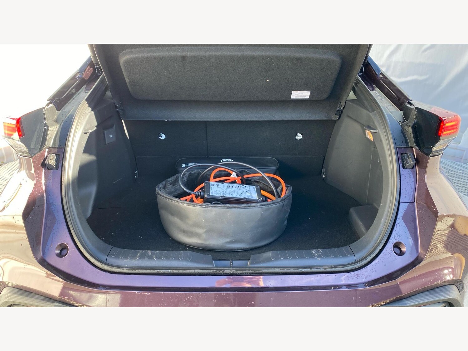 Used Toyota C-HR 2024 for sale - 76457560: Photo 16