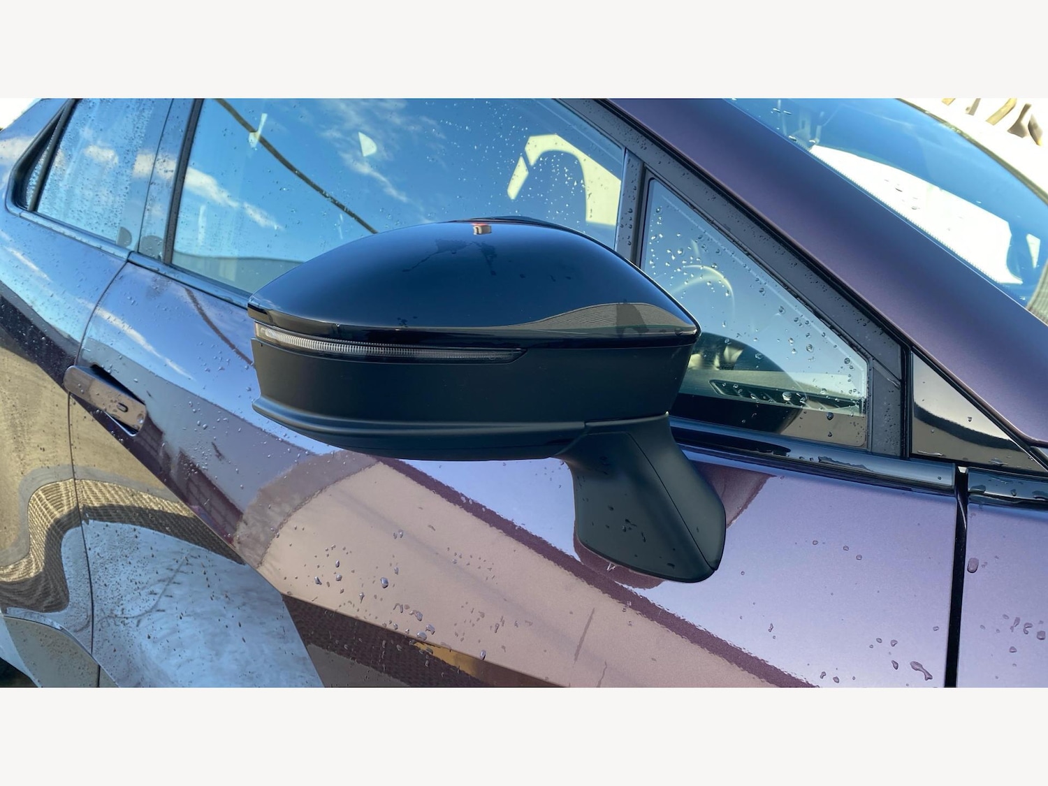 Used Toyota C-HR 2024 for sale - 76457560: Photo 31