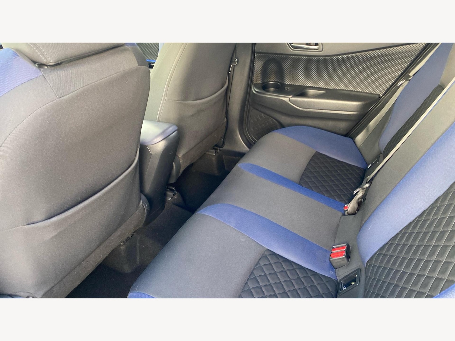 Used Toyota C-HR 2020 for sale - 76781734: Photo 15