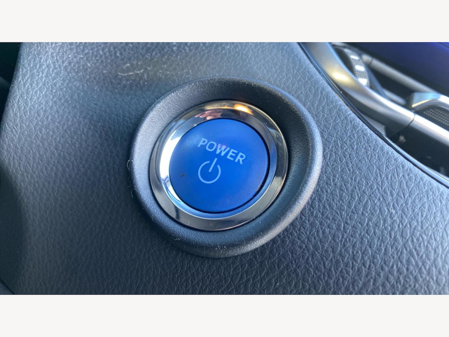 Used Toyota C-HR 2020 for sale - 76781734: Photo 29