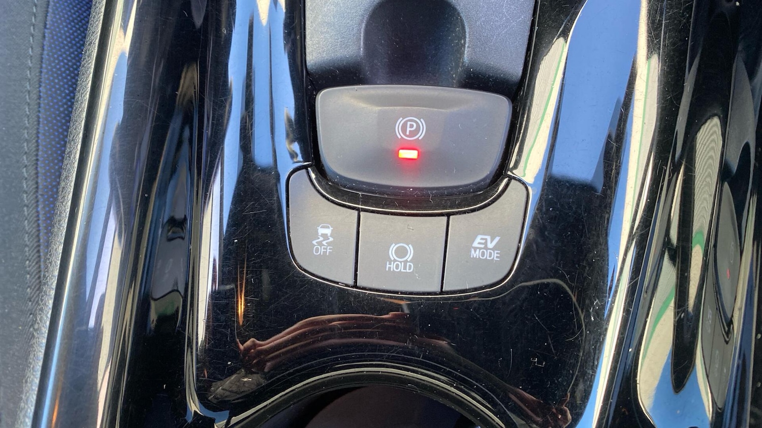 Used Toyota C-HR 2020 for sale - 76781734: Photo 42