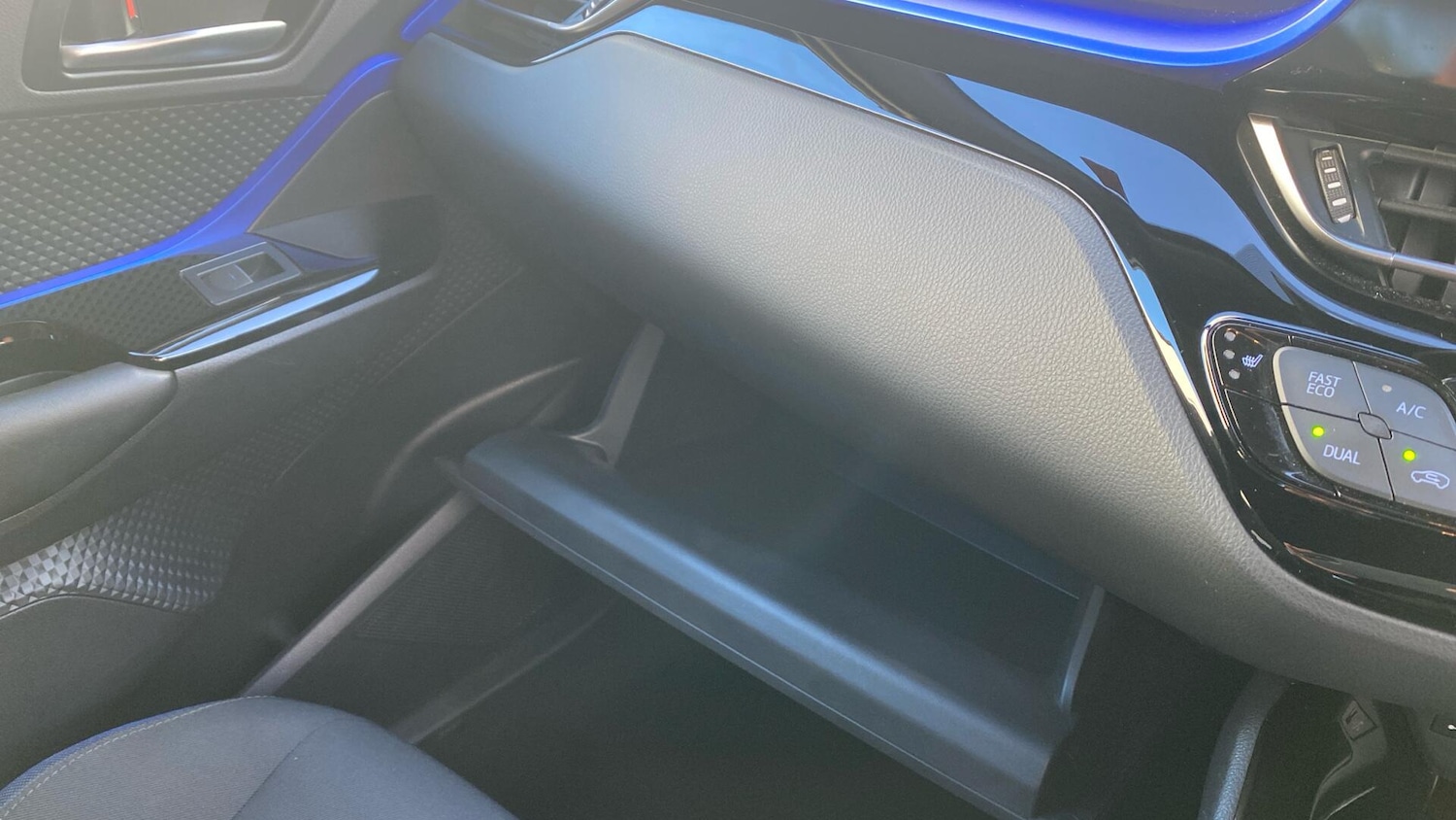 Used Toyota C-HR 2020 for sale - 76781734: Photo 45