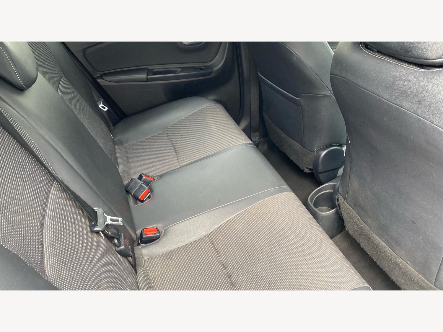 Used Toyota Yaris for sale - 78136435: Photo 14