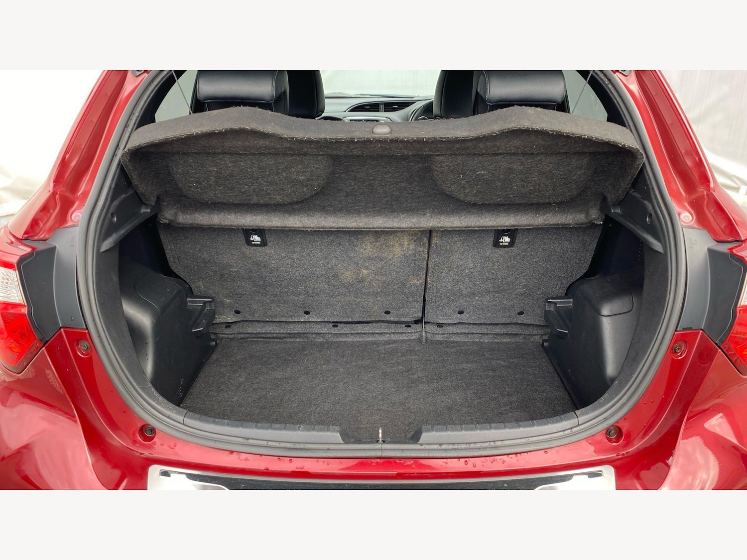 Used Toyota Yaris for sale - 78136435: Photo 16