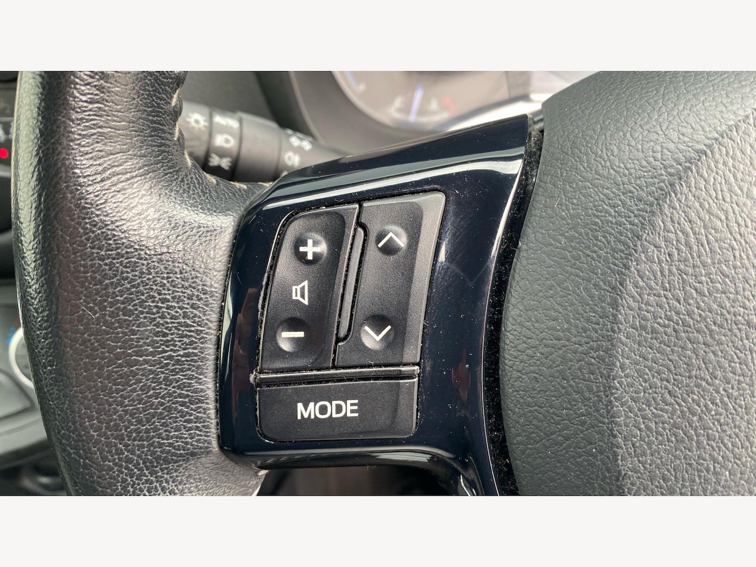 Used Toyota Yaris for sale - 78136435: Photo 29