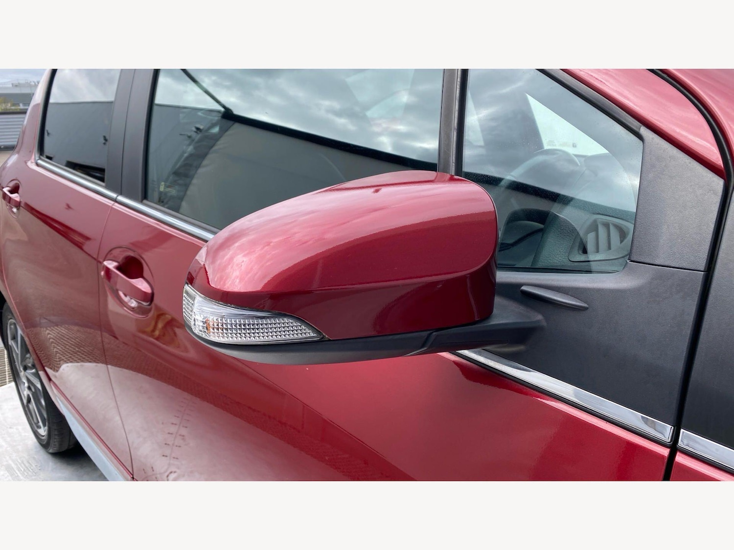 Used Toyota Yaris for sale - 78136435: Photo 33