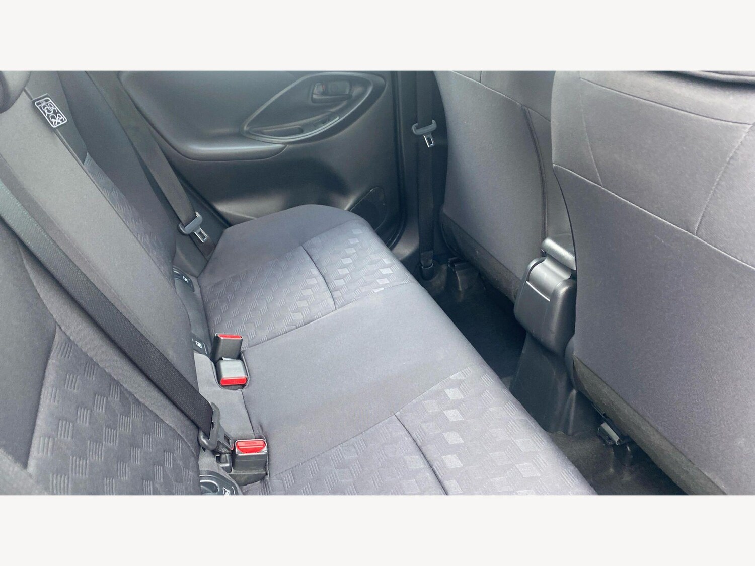 Used Toyota Yaris for sale - 77908794: Photo 14