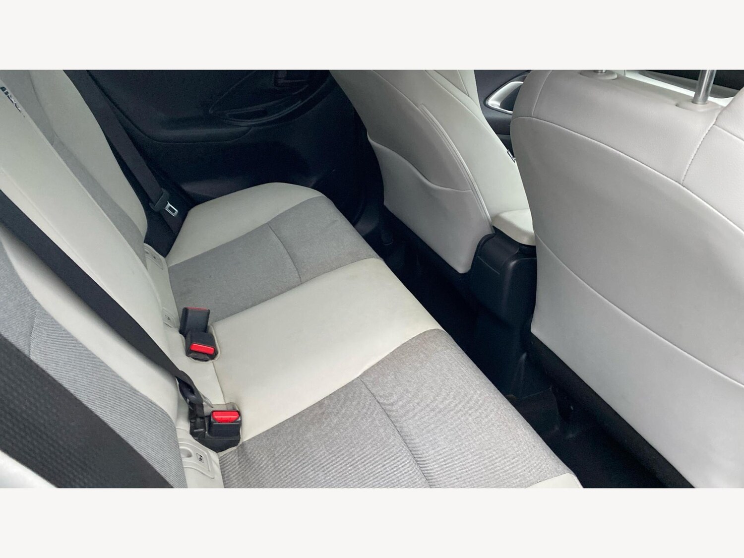 Used Toyota Yaris for sale - 77484020: Photo 14