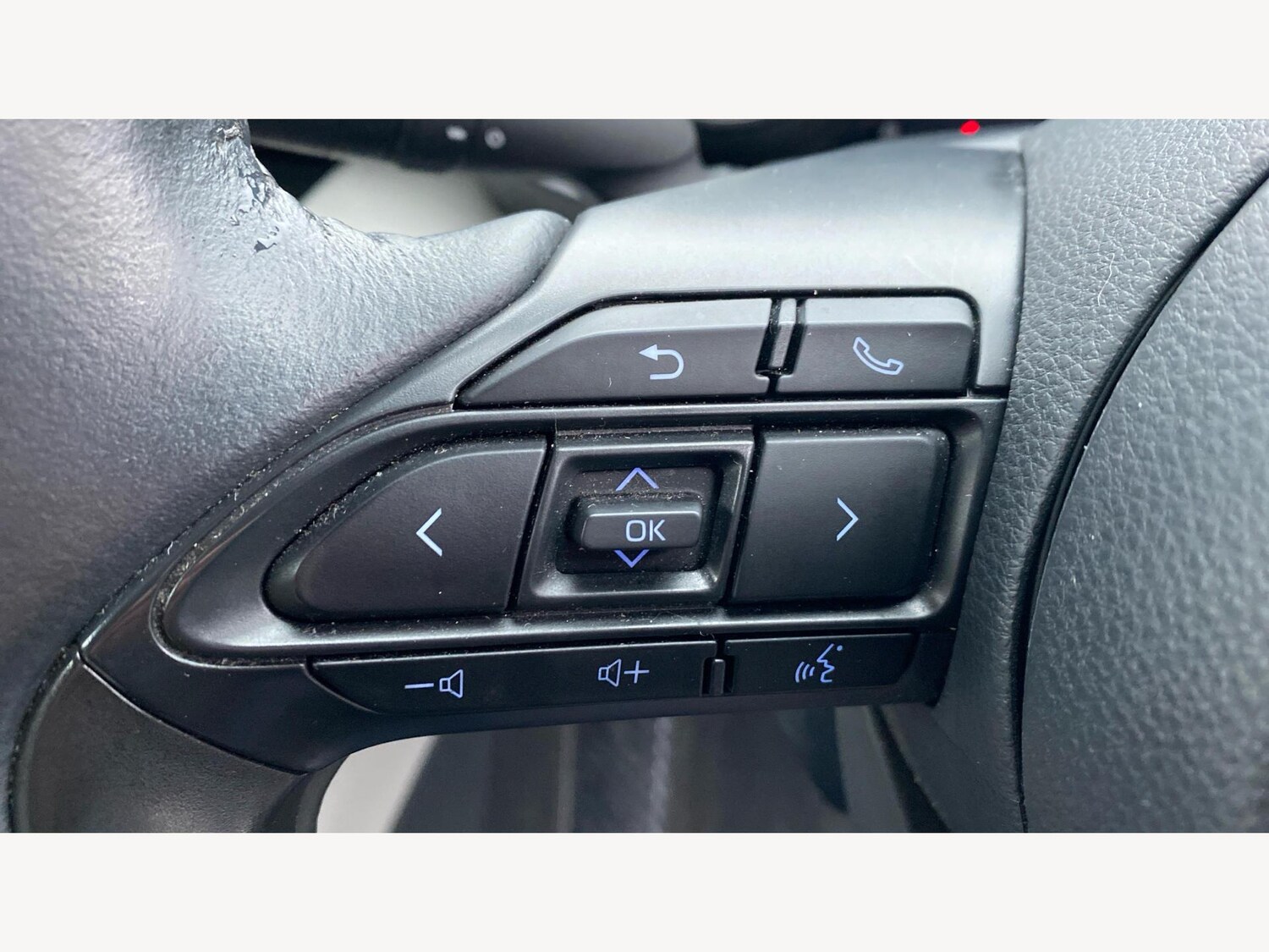 Used Toyota Yaris for sale - 77484020: Photo 31