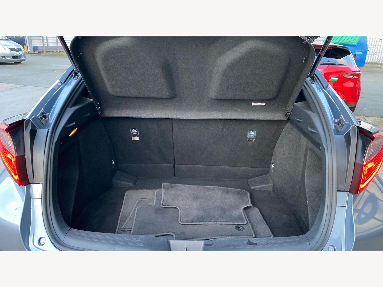 Used Toyota C-HR for sale - 77175939: Photo 16