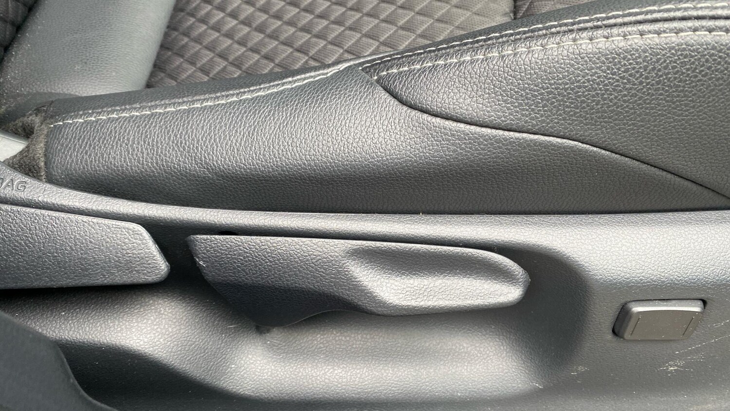 Used Toyota Yaris 2025 for sale - 77783418: Photo 39