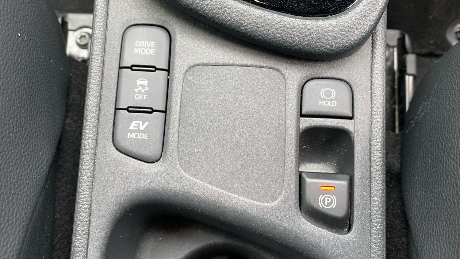 Used Toyota Yaris 2025 for sale - 77783418: Photo 41