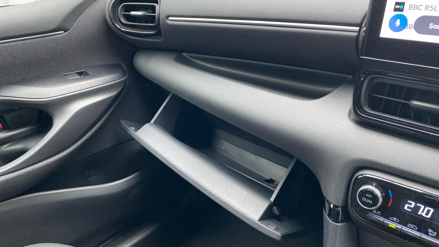 Used Toyota Yaris 2025 for sale - 77783418: Photo 44