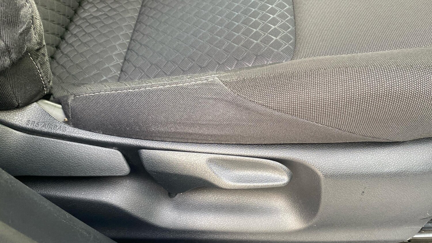 Used Toyota C-HR for sale - 77215165: Photo 38