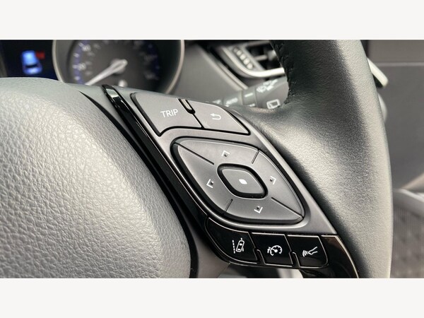 Used Toyota C-HR 2023 for sale - 75033831: Photo 34