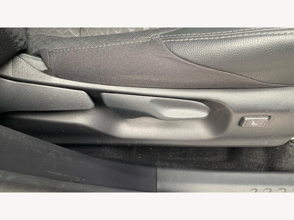 Used Toyota C-HR 2023 for sale - 75033831: Photo 44