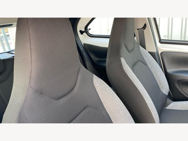 Used Toyota Aygo X 2023 for sale - 74596727: Photo 34