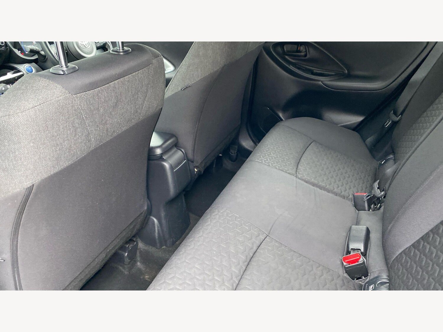 Used Toyota Yaris Cross 2023 for sale - 77783958: Photo 15