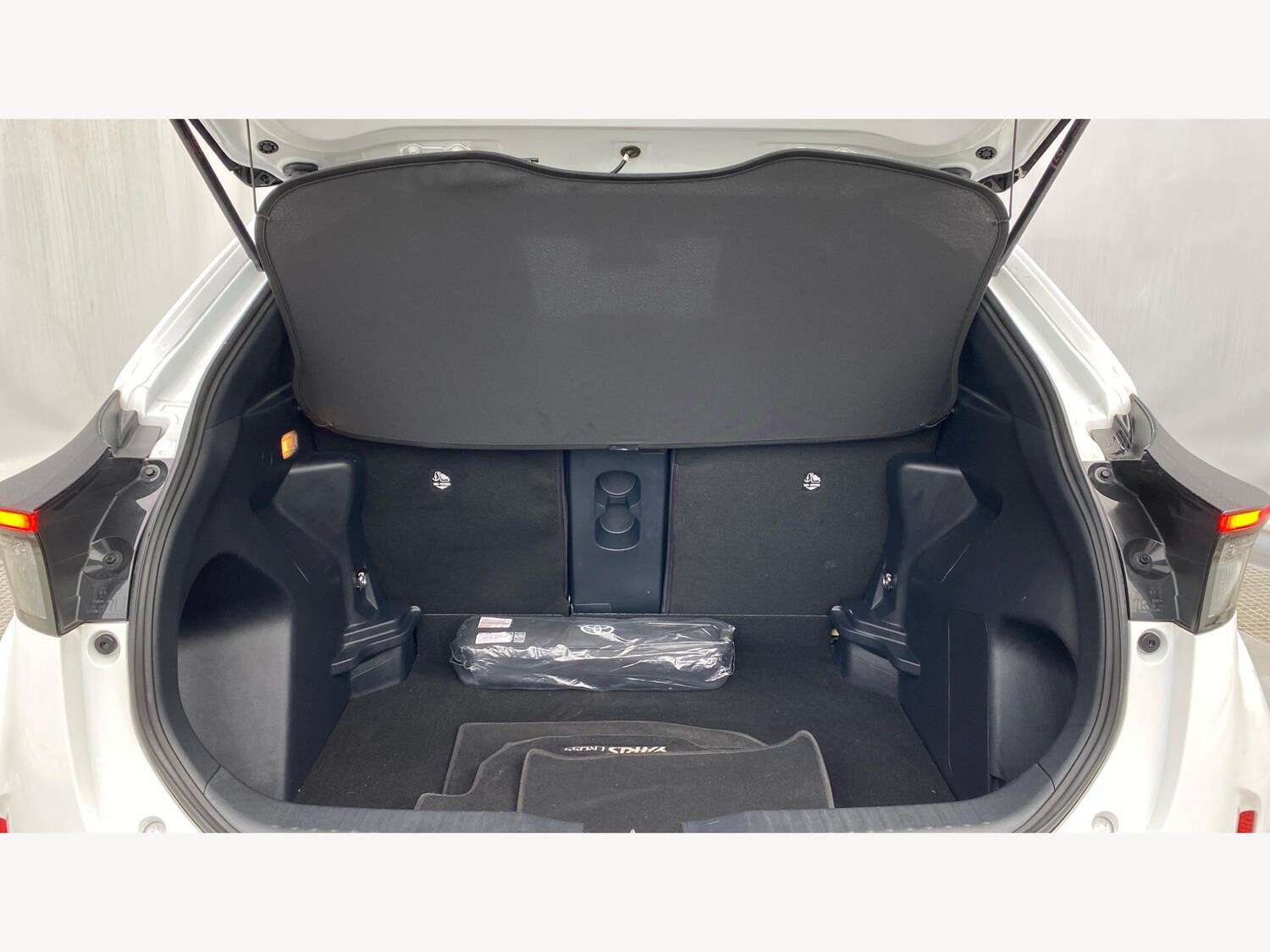 Used Toyota Yaris Cross 2023 for sale - 77783958: Photo 16