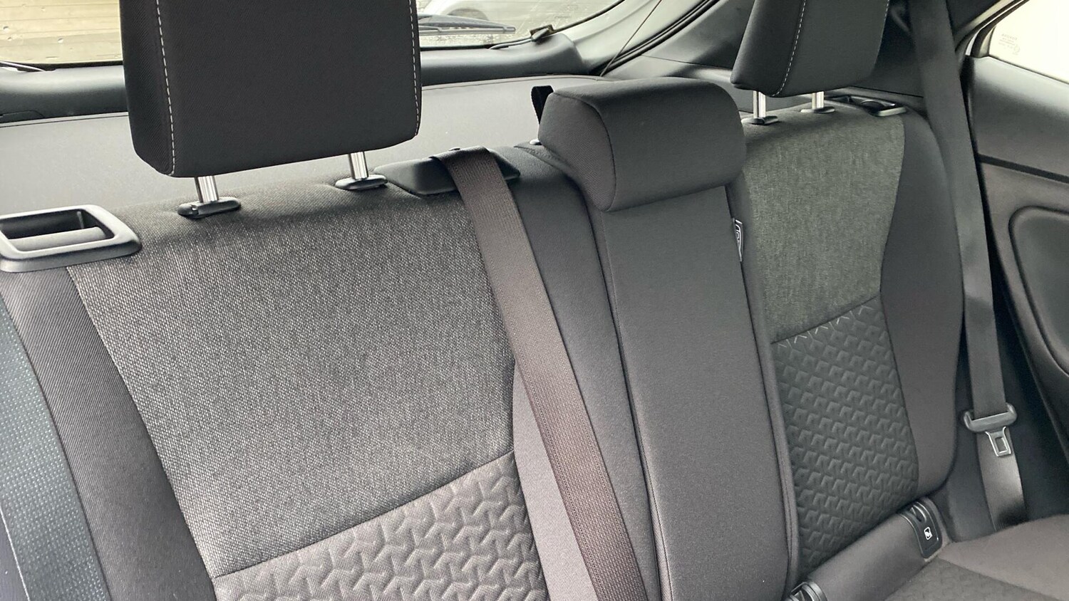 Used Toyota Yaris Cross 2023 for sale - 77783958: Photo 37