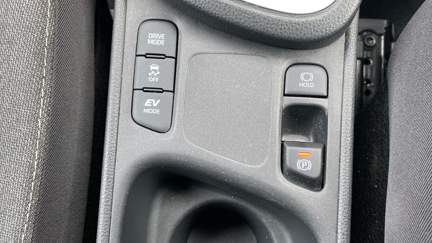 Used Toyota Yaris Cross 2023 for sale - 77783958: Photo 40