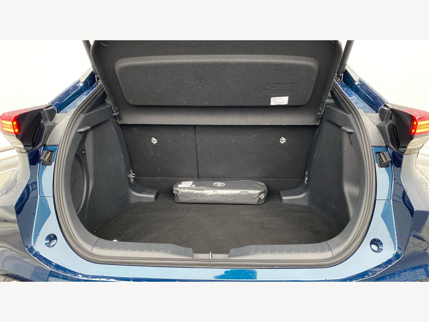 Used Toyota C-HR 2025 for sale - 76457028: Photo 16