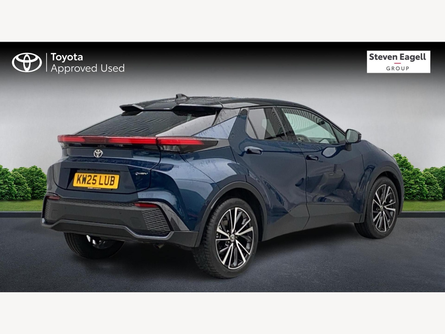 Used Toyota C-HR 2025 for sale - 76457028: Photo 2