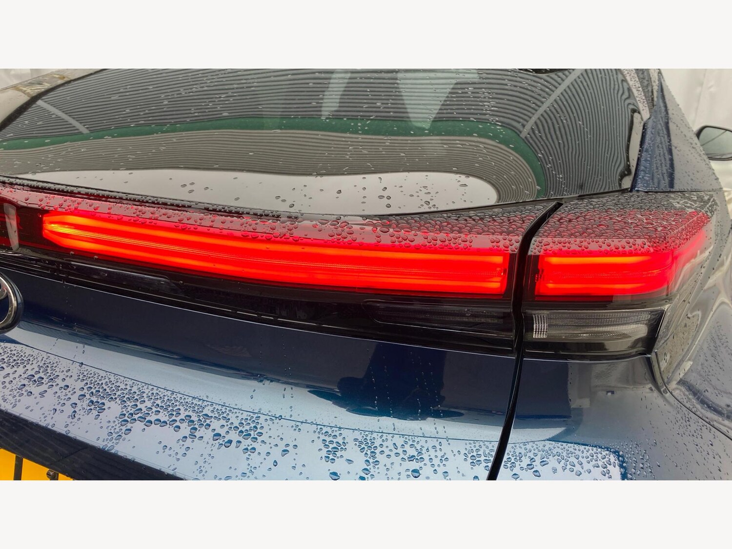 Used Toyota C-HR 2025 for sale - 76457028: Photo 23