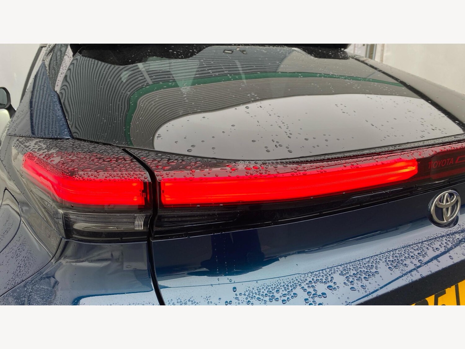 Used Toyota C-HR 2025 for sale - 76457028: Photo 24