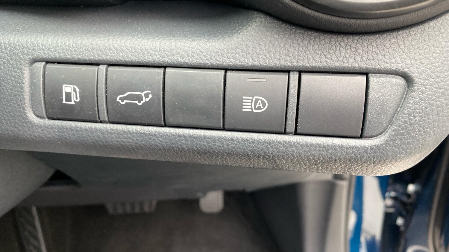 Used Toyota C-HR 2025 for sale - 76457028: Photo 39