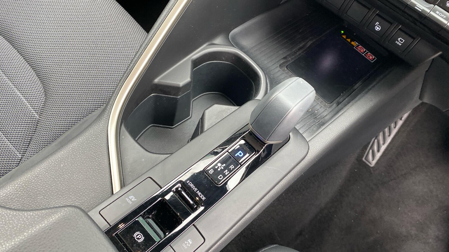 Used Toyota C-HR 2025 for sale - 76457028: Photo 41