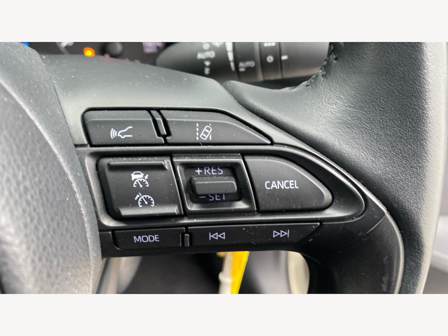 Used Toyota Yaris 2023 for sale - 77376115: Photo 31