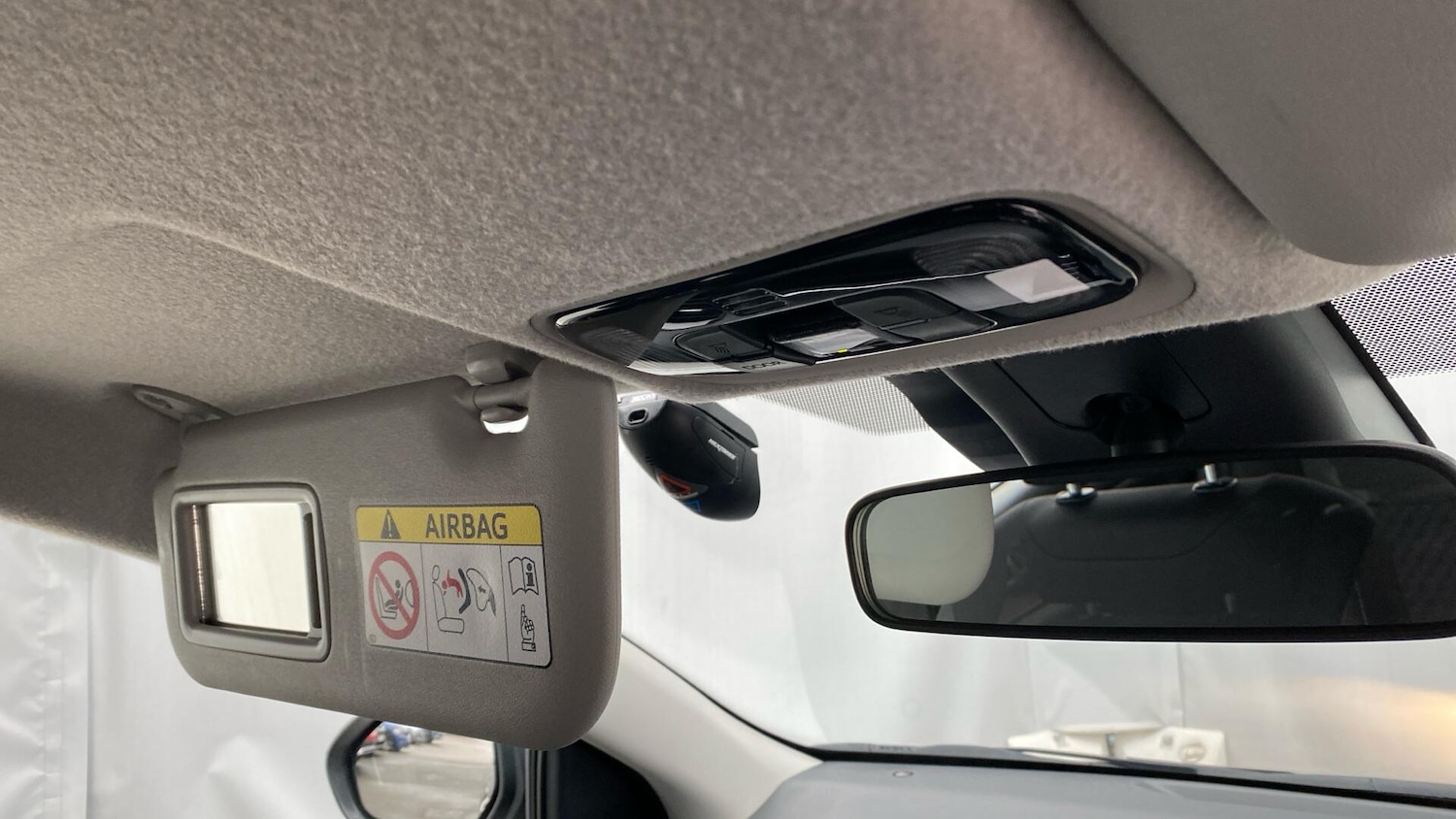 Used Toyota Yaris 2023 for sale - 77376115: Photo 44