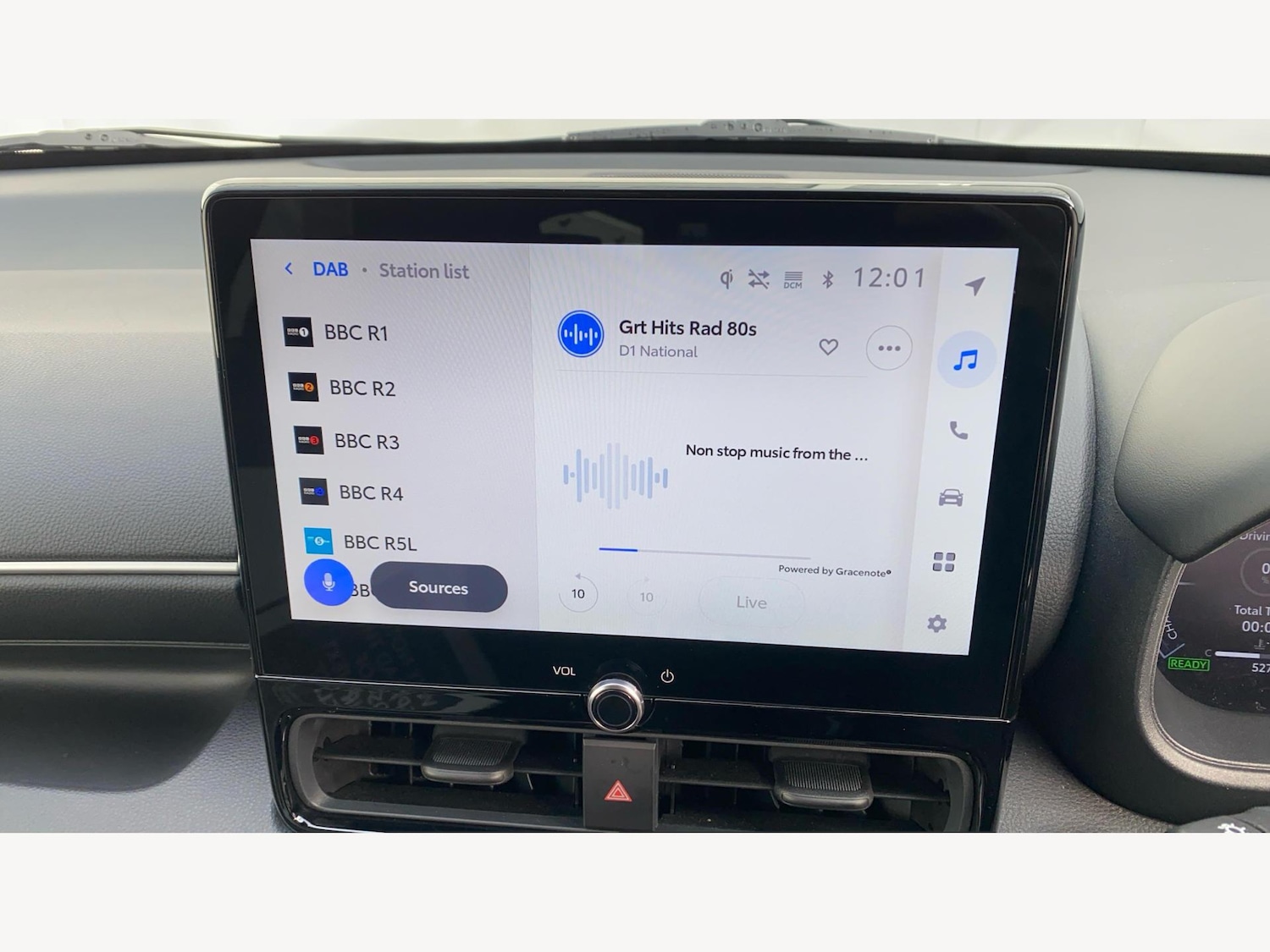 Used Toyota Yaris 2024 for sale - 76765343: Photo 27