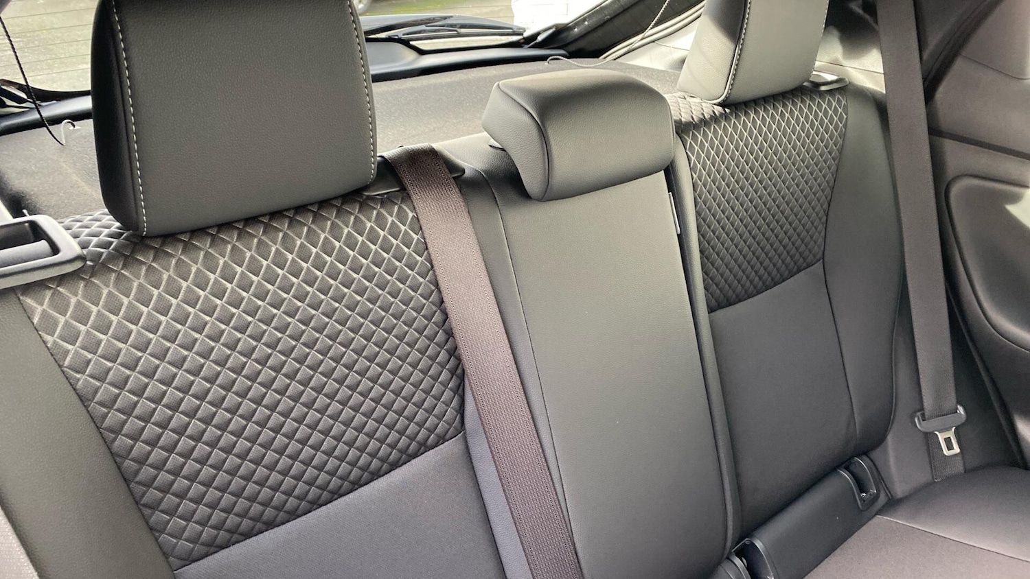 Used Toyota Yaris 2024 for sale - 76765343: Photo 37