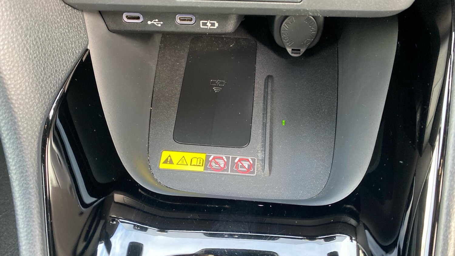 Used Toyota Yaris 2024 for sale - 76765343: Photo 41