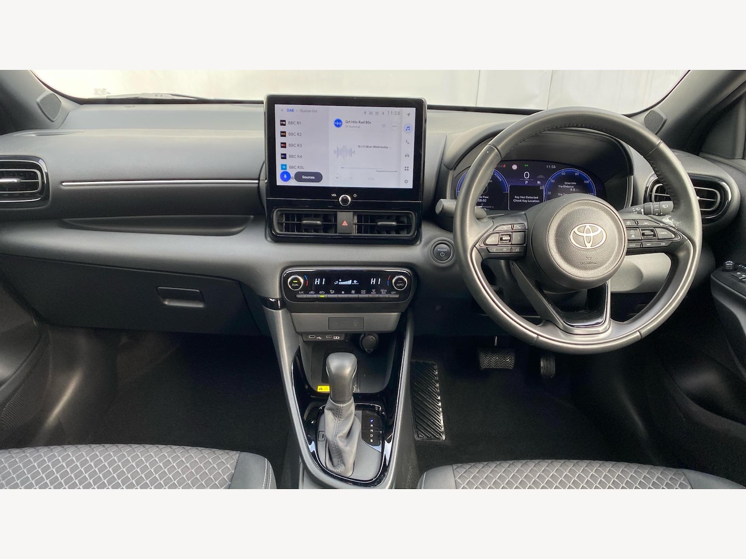 Used Toyota Yaris 2024 for sale - 76765343: Photo 7