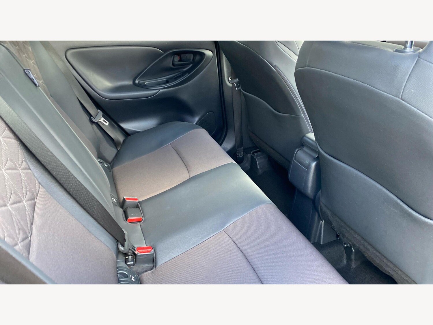 Used Toyota Yaris Cross 2022 for sale - 78157082: Photo 14