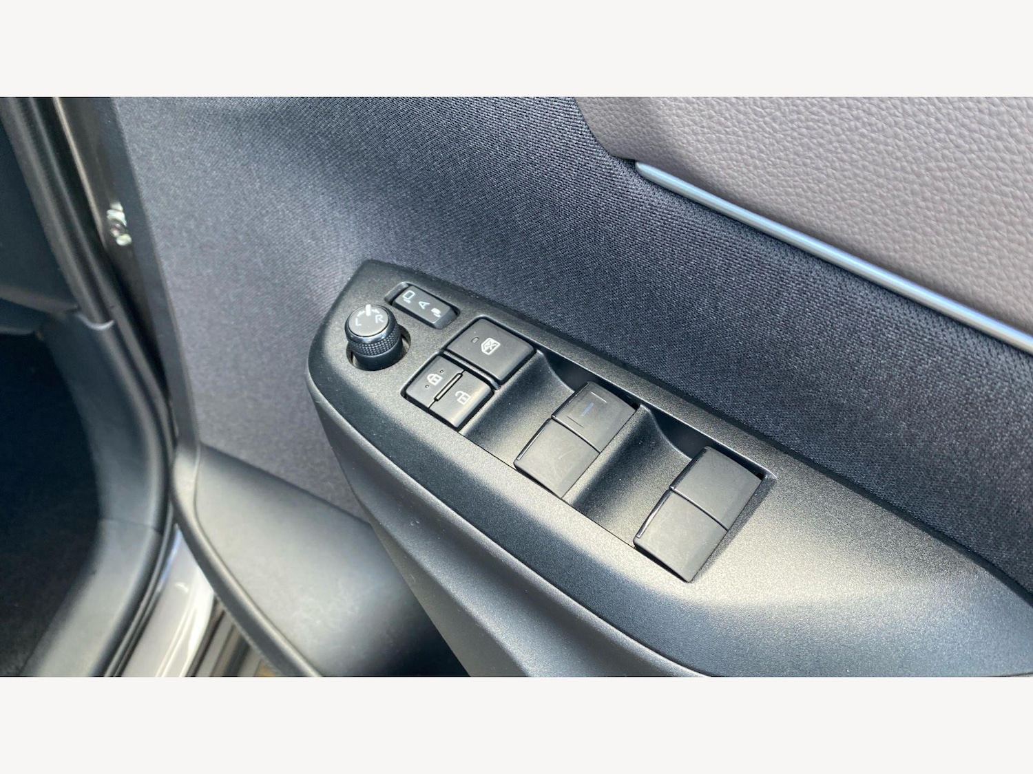 Used Toyota Yaris Cross 2022 for sale - 78157082: Photo 42