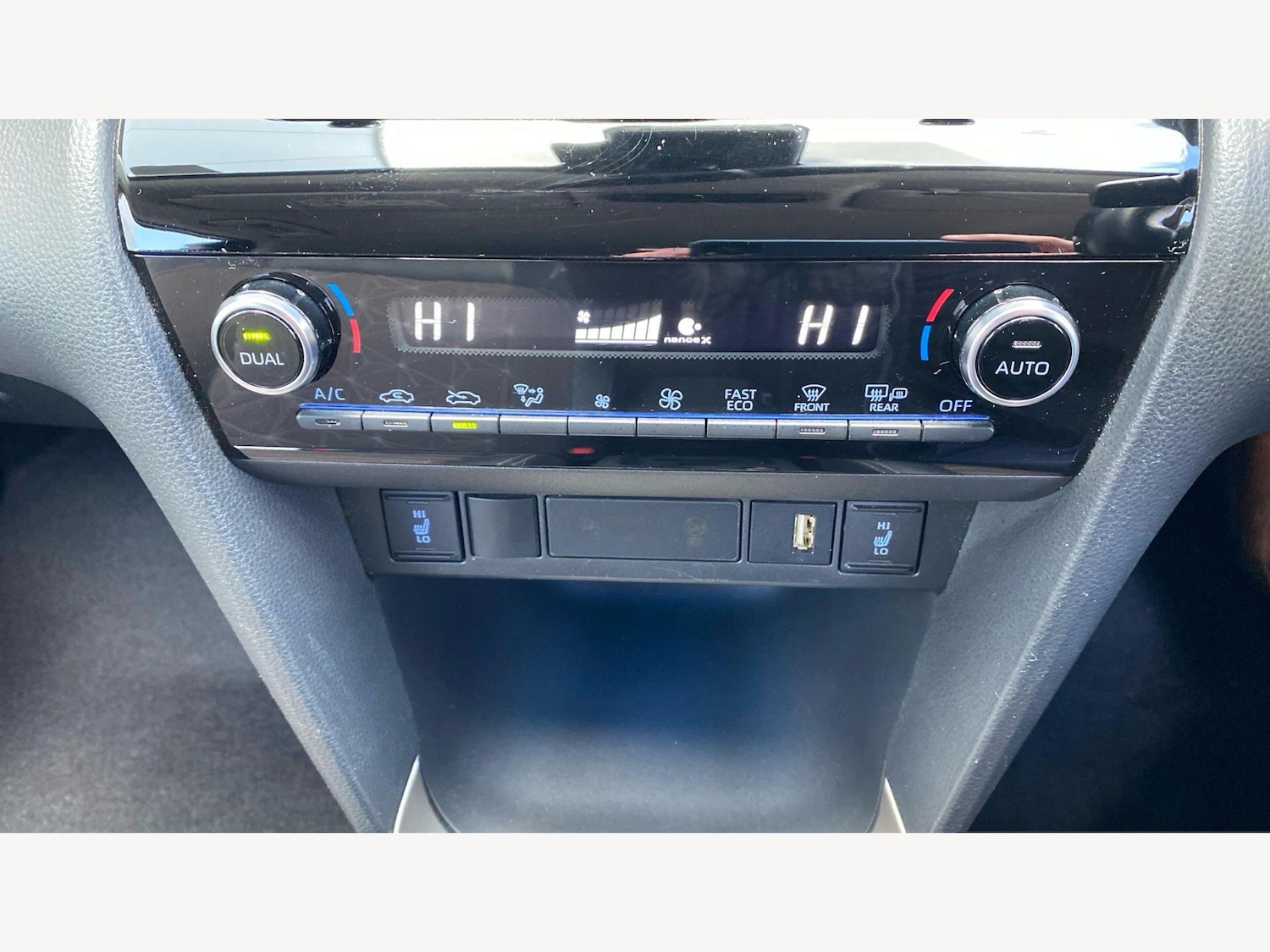 Used Toyota Yaris Cross 2022 for sale - 78157082: Photo 45