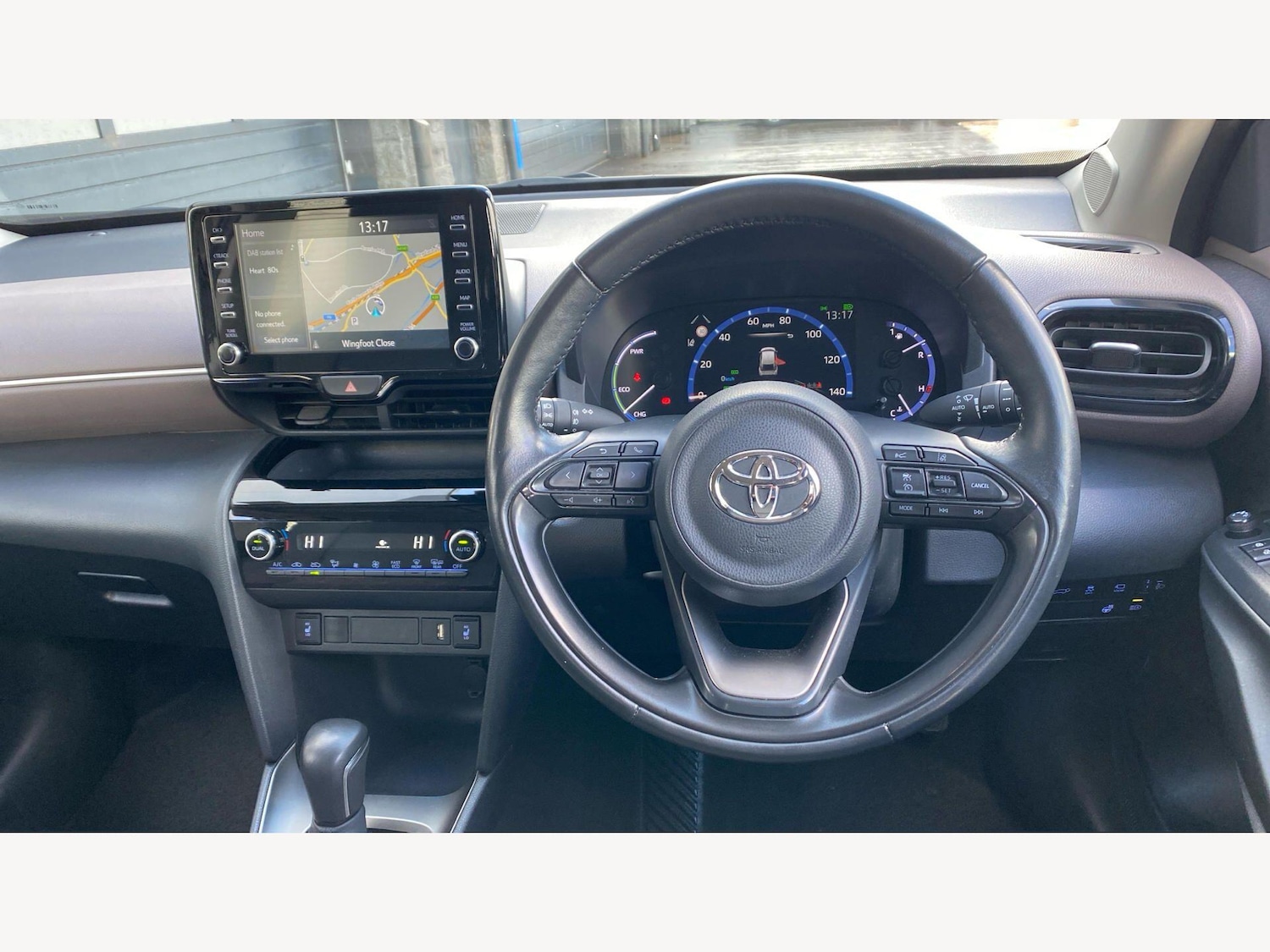 Used Toyota Yaris Cross 2022 for sale - 78157082: Photo 8