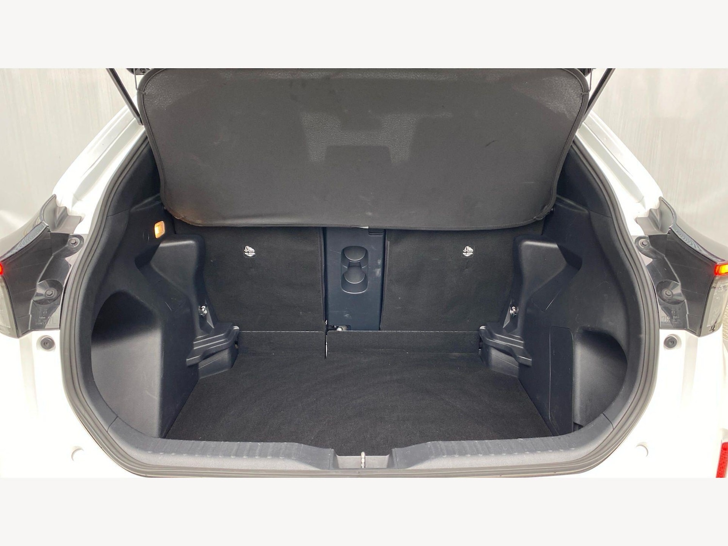 Used Toyota Yaris Cross for sale - 78135577: Photo 16