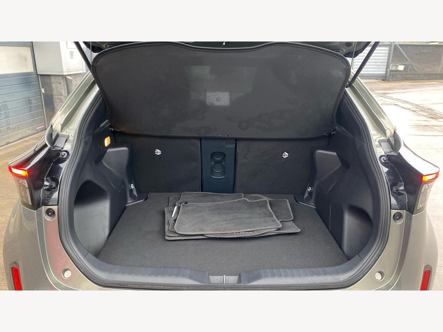 Used Toyota Yaris Cross for sale - 77496372: Photo 16