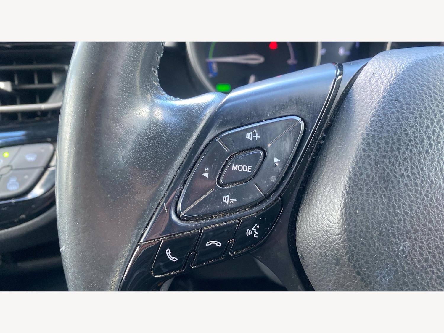 Used Toyota C-HR for sale - 77898478: Photo 31