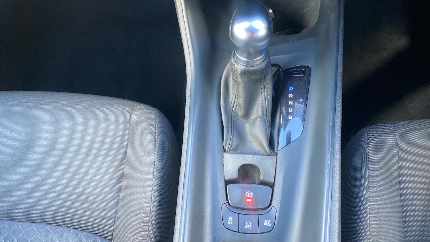 Used Toyota C-HR for sale - 77898478: Photo 41