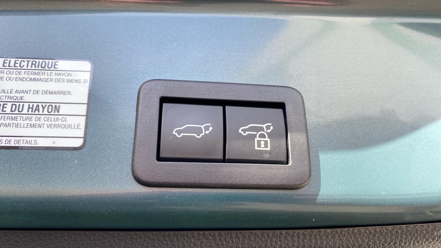 Used Toyota Yaris Cross for sale - 77925963: Photo 32