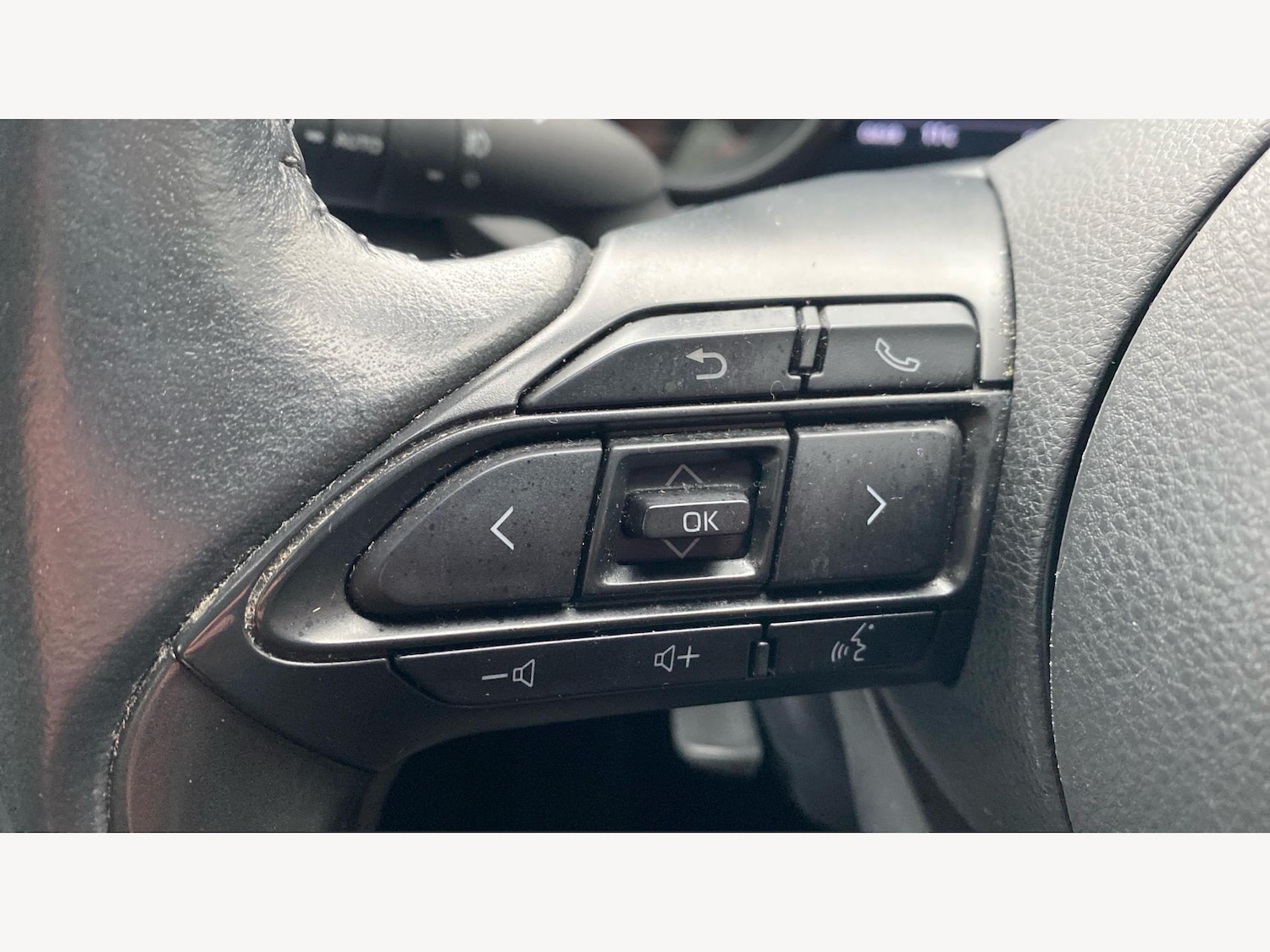 Used Toyota Yaris 2022 for sale - 76377765: Photo 29