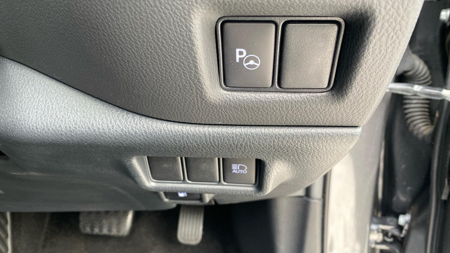 Used Toyota C-HR 2023 for sale - 76071915: Photo 41