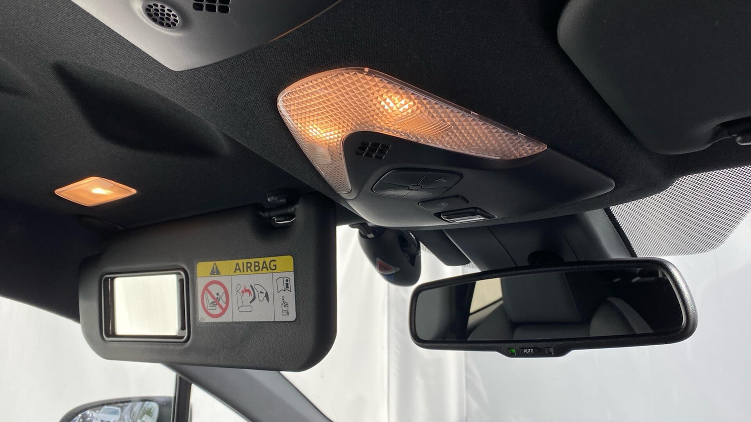 Used Toyota C-HR 2023 for sale - 76071915: Photo 44