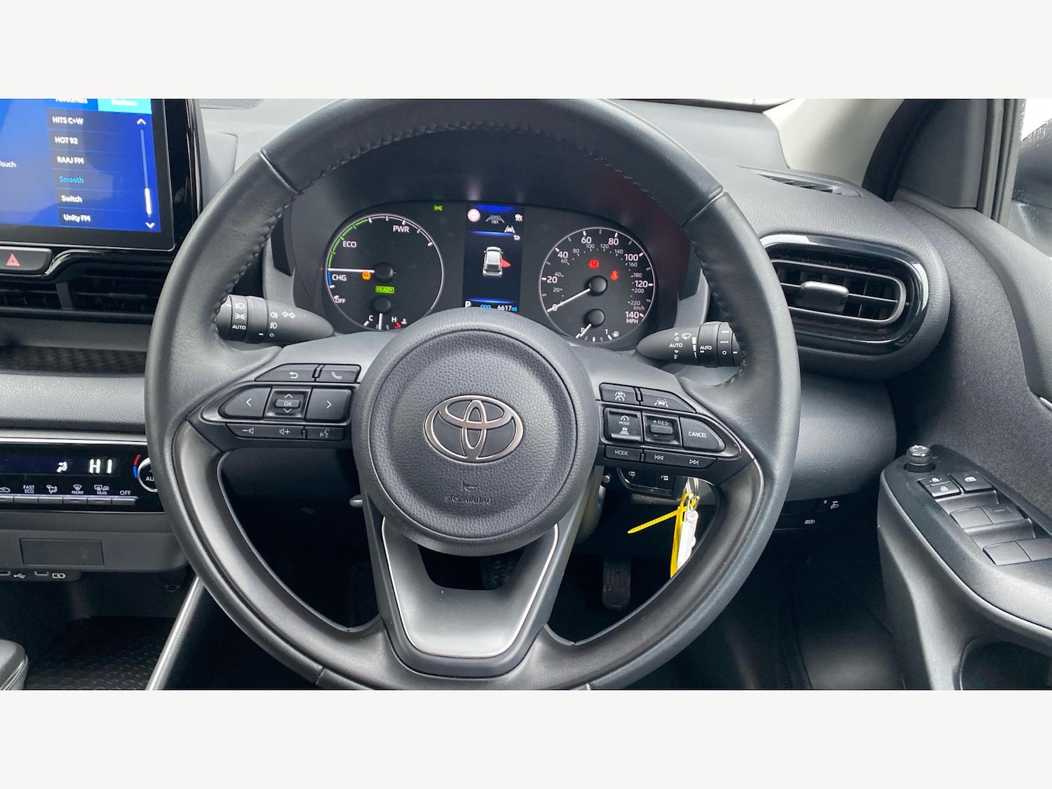 Used Toyota Yaris 2024 for sale - 77559937: Photo 10